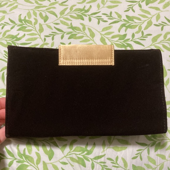 Vintage YSL Velvet Parfume Pouch never been used! - Picture 2 of 4